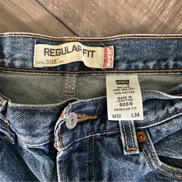 Vintage Levi’s 505 regular fit. dark blue extra long - Picture 3 of 6